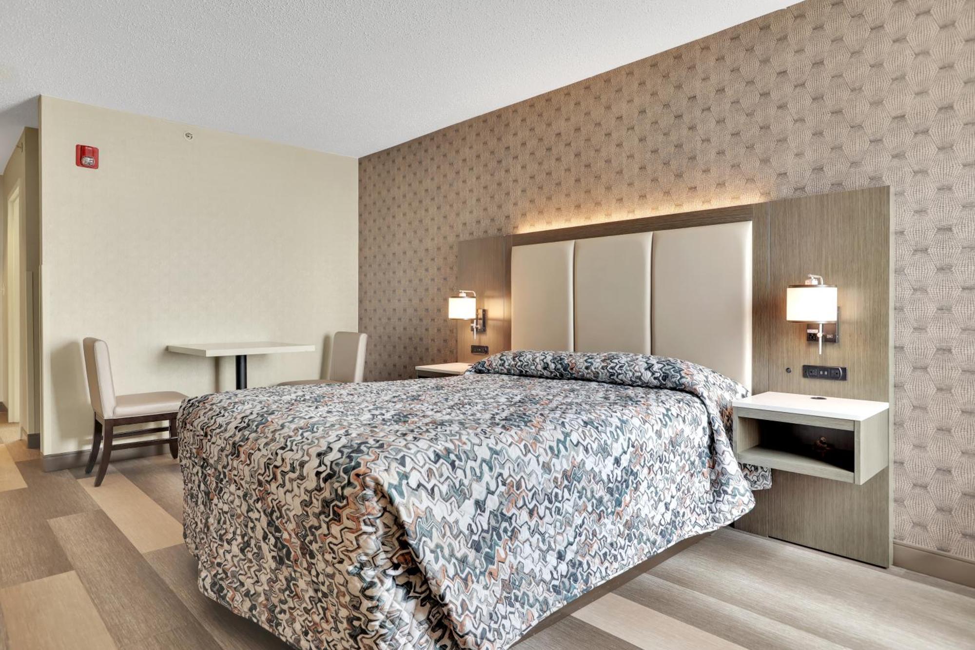 Horizon Inn Авенел Екстер'єр фото